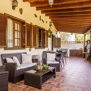https://casa-mercedes-agulo.in-canary-islands.com